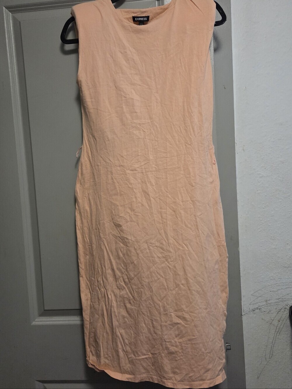 Express Sleeveless Midi Dress in Peach